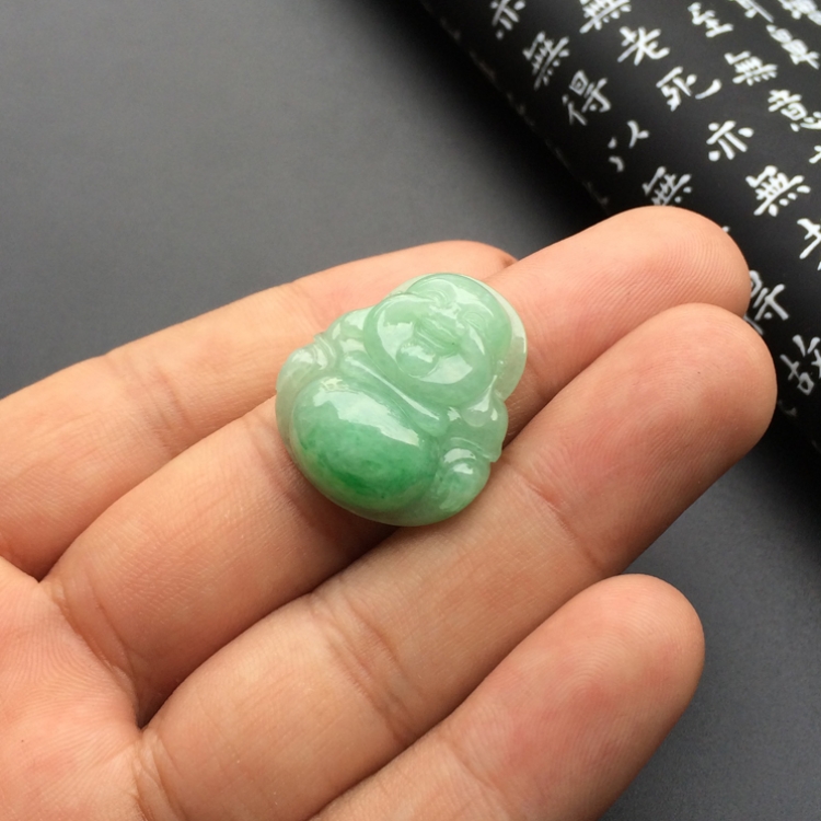 （一口价扫货）糯冰种略飘翠玉佛挂件