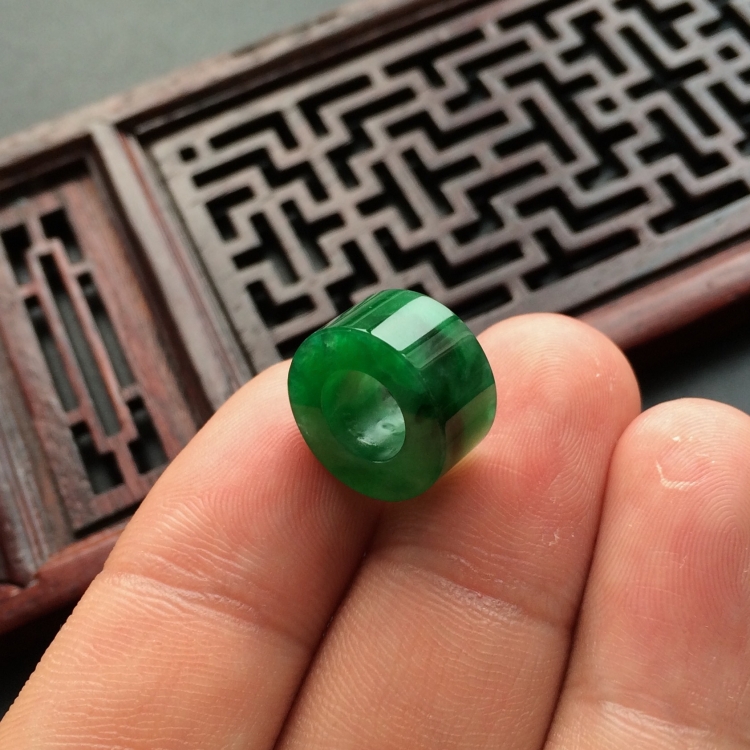 (超值推荐)糯冰种翠色路路通挂件(一对)