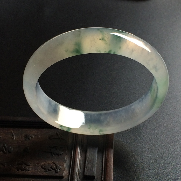 （超值推荐）冰种飘花贵妃镯（55mm-48.6mm）