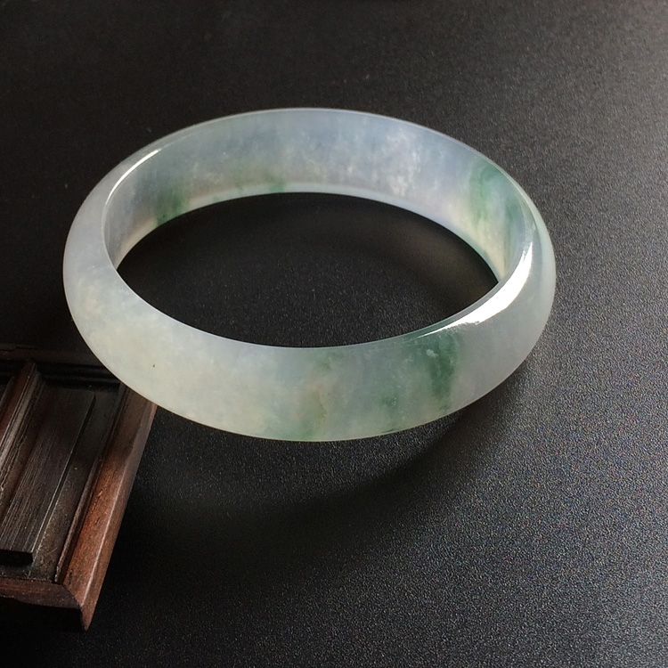 （超值推荐）冰种飘花贵妃镯（55mm-48.6mm）