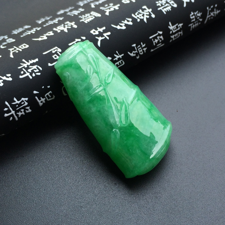 糯冰种翠色节节高挂件
