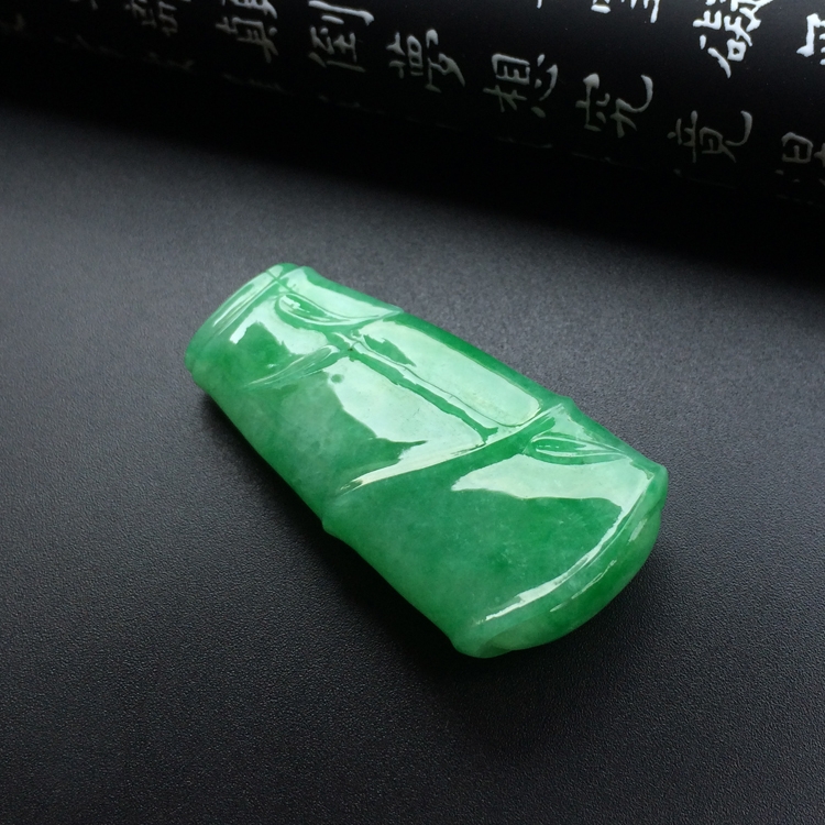 糯冰种翠色节节高挂件