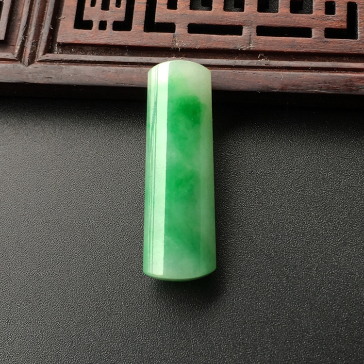 (超值推荐)糯冰种飘翠平安柱挂件
