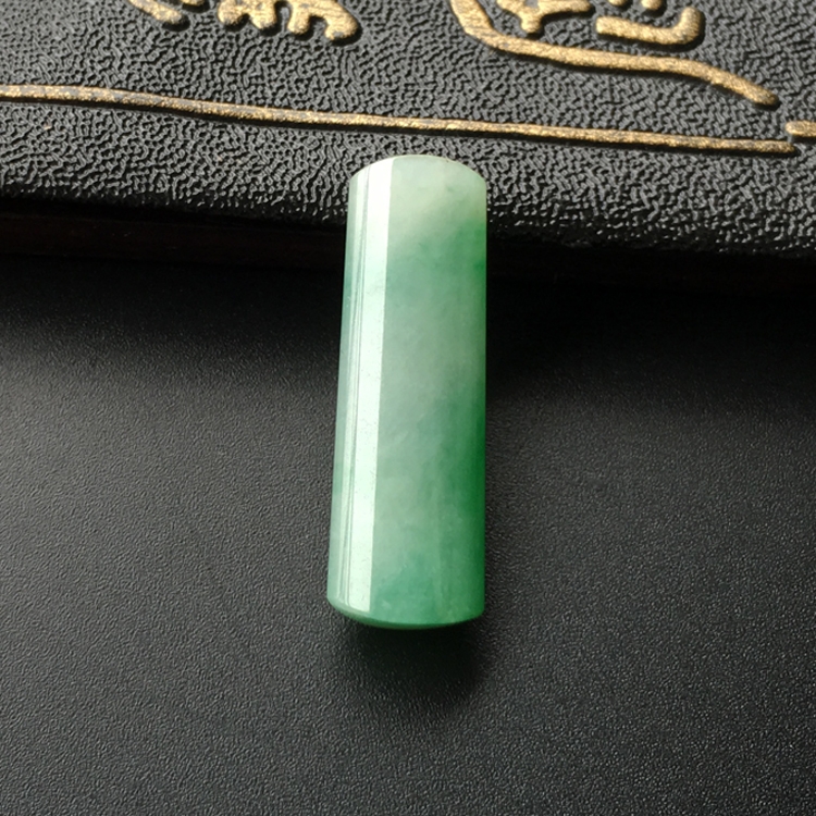 (超值推荐)糯冰种飘翠平安柱挂件