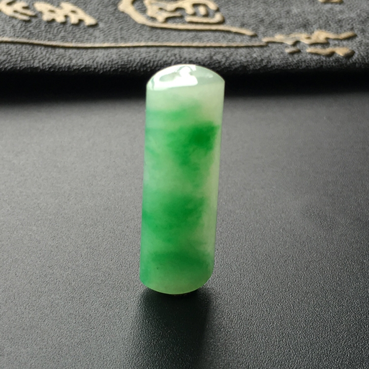 (超值推荐)糯冰种飘翠平安柱挂件