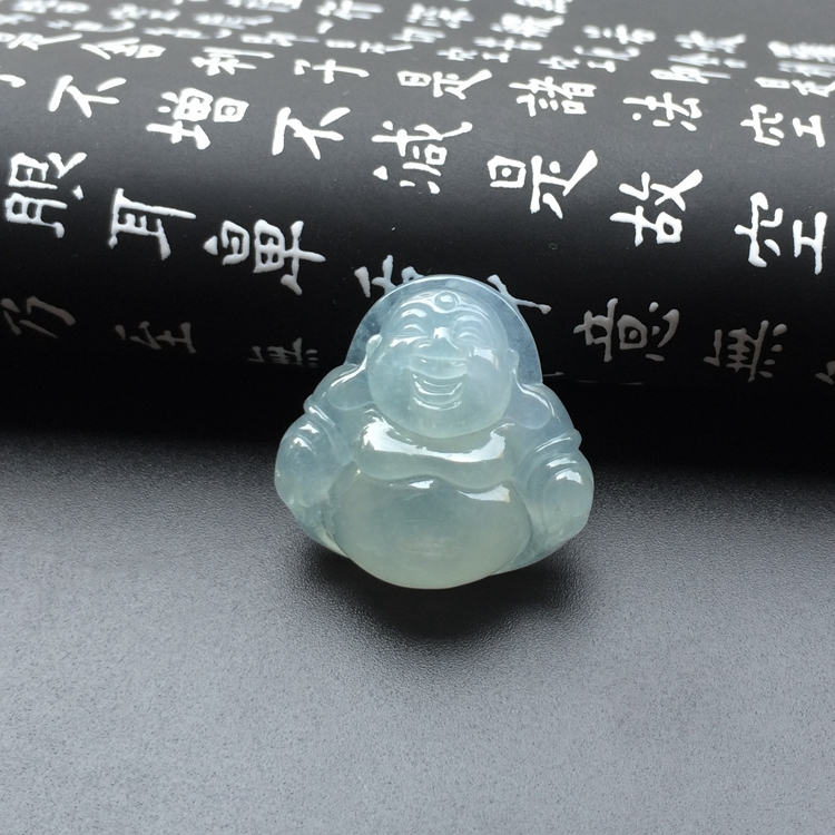冰种淡晴水玉佛挂件