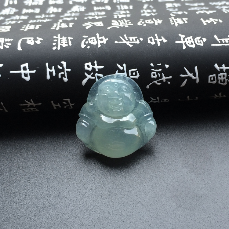 冰种淡晴水玉佛挂件