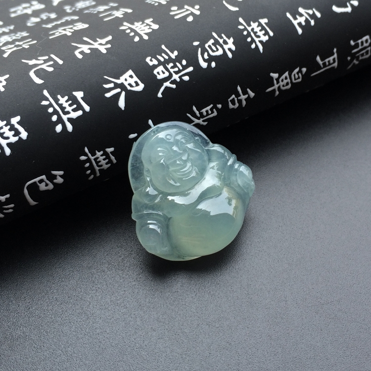 冰种淡晴水玉佛挂件