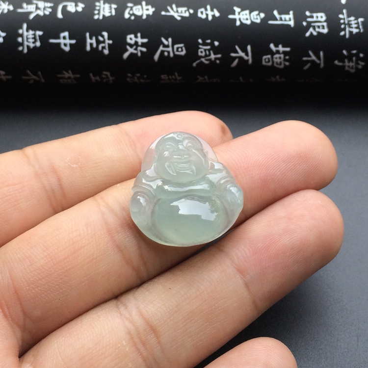 冰种淡晴水玉佛挂件