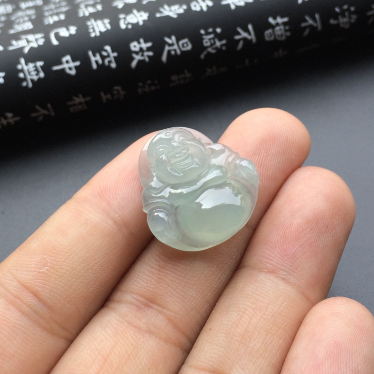 冰种淡晴水玉佛挂件