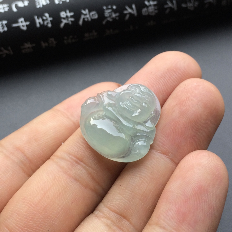 冰种淡晴水玉佛挂件