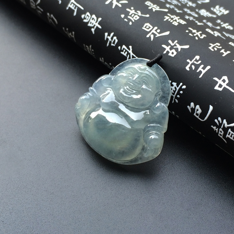 冰种淡晴水玉佛挂件