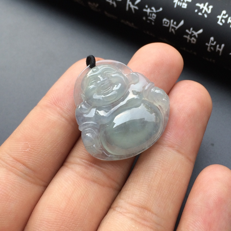 冰种淡晴水玉佛挂件