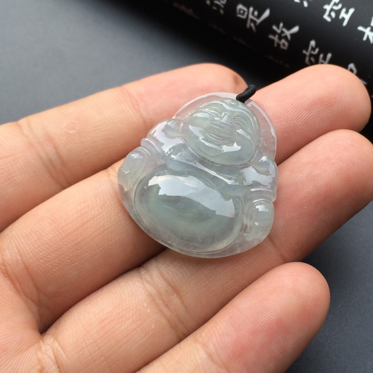 冰种淡晴水玉佛挂件