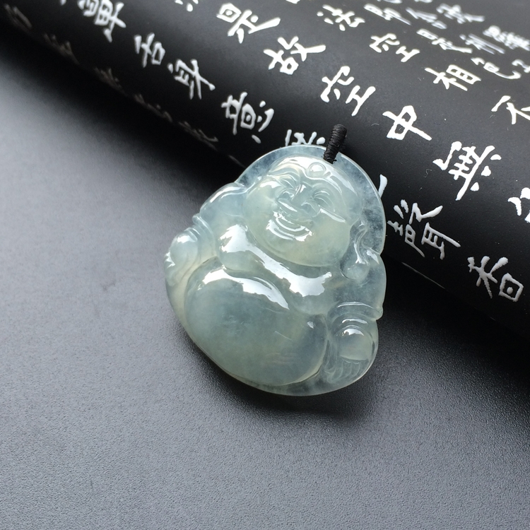 冰种淡晴水玉佛挂件