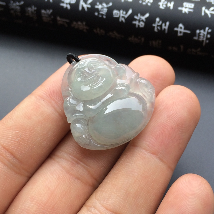 冰种淡晴水玉佛挂件