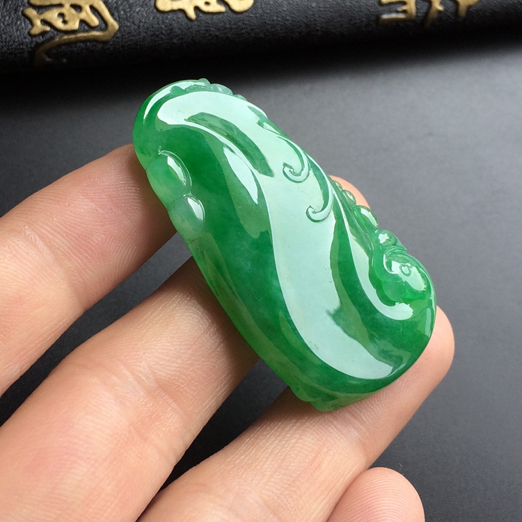 糯冰种绿晴水仿古凤挂件