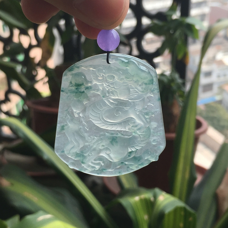 (超值推荐)玻璃种飘花龙牌挂件