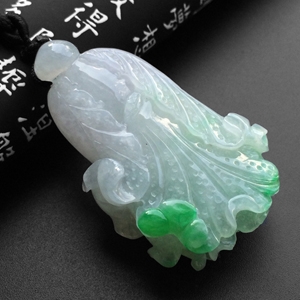 （超值推荐）糯冰种飘翠白菜挂件