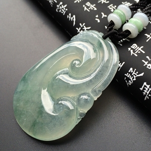 冰种飘花如意挂件