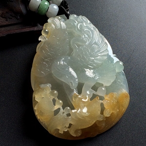 糯冰种晴水黄翡势在必得挂件