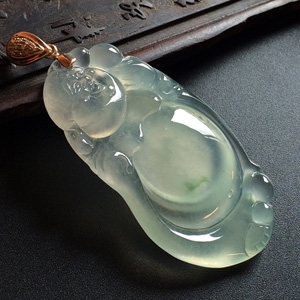 冰种略飘花逍遥佛挂件