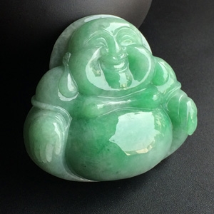 糯冰种飘翠玉佛挂件