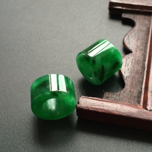 (超值推荐)糯冰种翠色路路通挂件(一对)