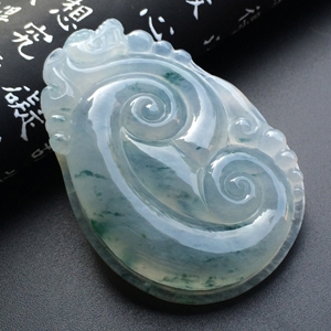 冰种飘花如意挂件