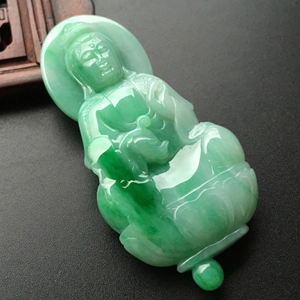(超值推荐)糯冰种飘翠观音挂件