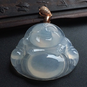 冰种淡晴水玉佛挂件