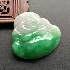 (超值推荐)糯冰种飘翠玉佛挂件