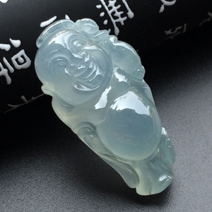 冰种淡晴水逍遥佛挂件