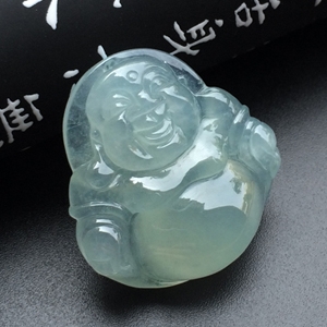 冰种淡晴水玉佛挂件