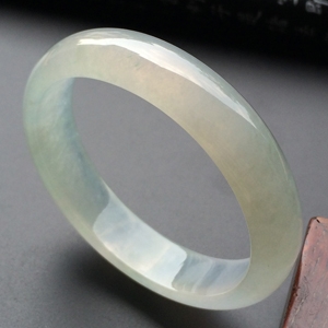 (超值推荐)冰种淡晴水贵妃手镯(53.3-48.5mm)
