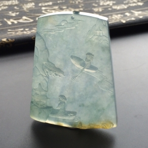 (超值推荐)冰种飘花略带黄翡山水牌挂件