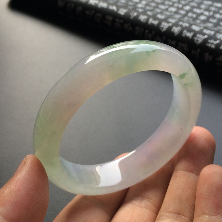 （超值推荐）冰种淡紫罗兰飘花手镯（58mm）