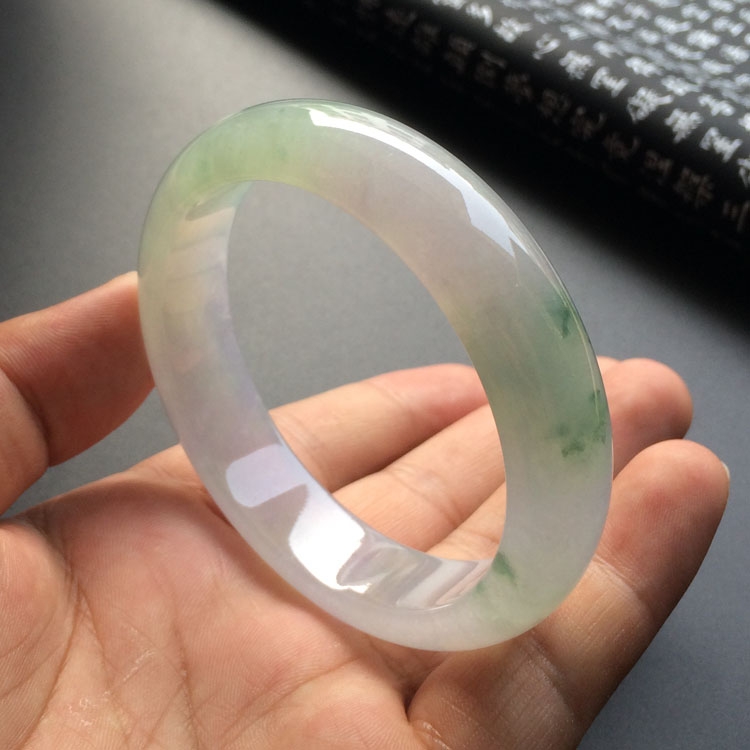（超值推荐）冰种淡紫罗兰飘花手镯（58mm）