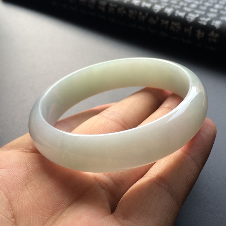 糯冰种晴水手镯（58.1mm）