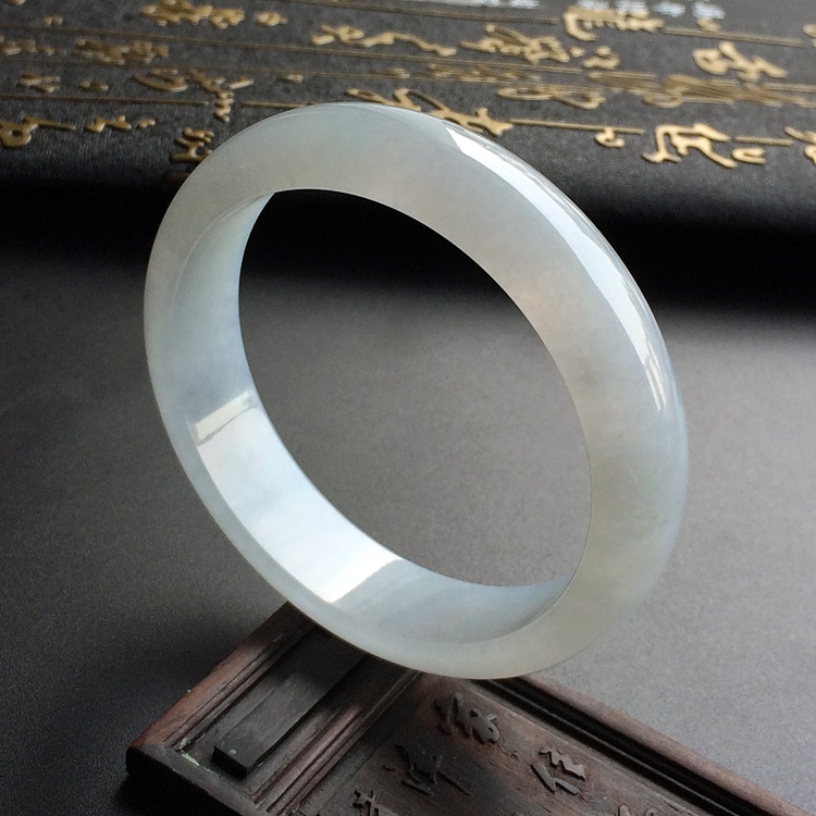 （超值推荐）糯冰种晴水手镯（59mm）