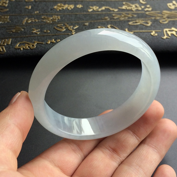 （超值推荐）糯冰种晴水手镯（59mm）