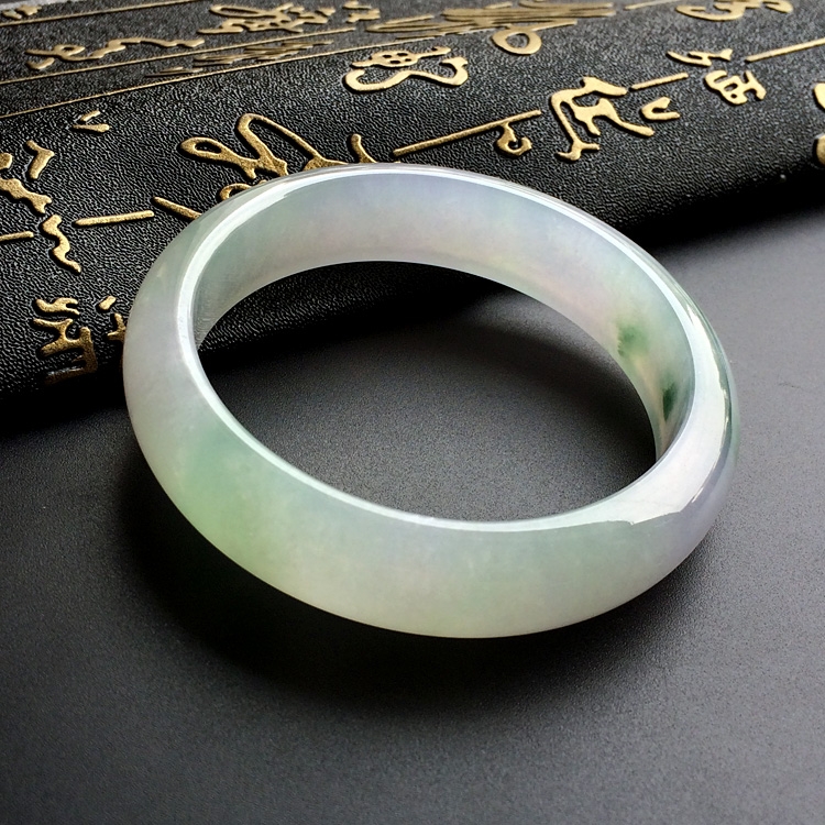 （超值推荐）冰种淡紫罗兰飘花手镯（58mm）