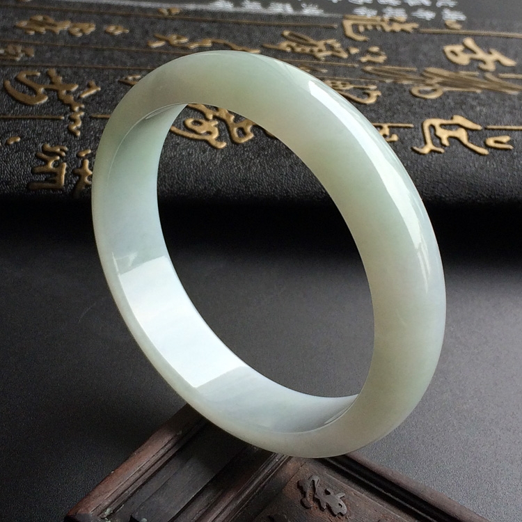 （超值推荐）糯冰种晴水手镯（55mm）