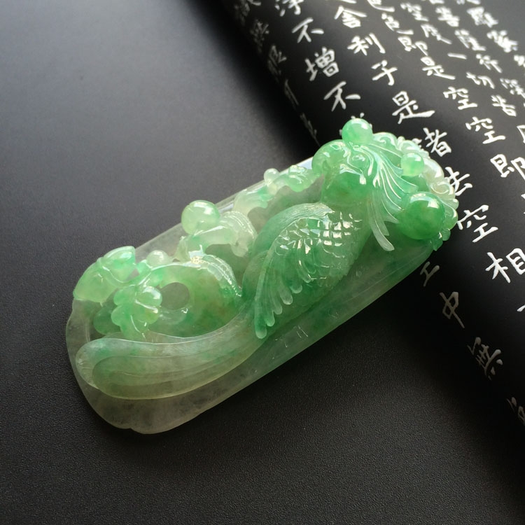 (超值推荐)糯冰种飘翠英明神武挂件