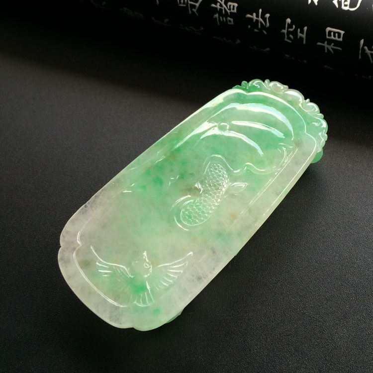 (超值推荐)糯冰种飘翠英明神武挂件