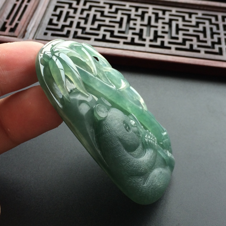 (超值推荐)冰种晴水熊猫挂件