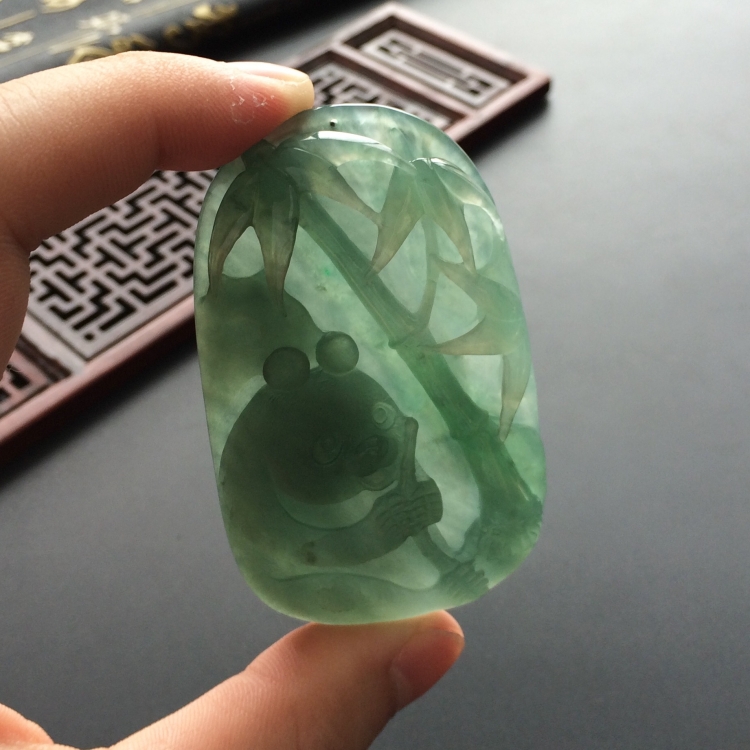 (超值推荐)冰种晴水熊猫挂件