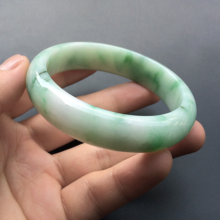 (超值推荐)糯冰种飘花手镯(58.8mm)