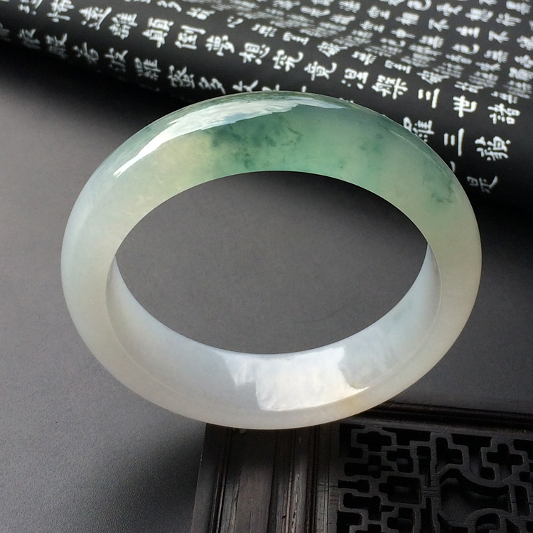 (超值推荐)冰种飘花手镯(54.5mm)