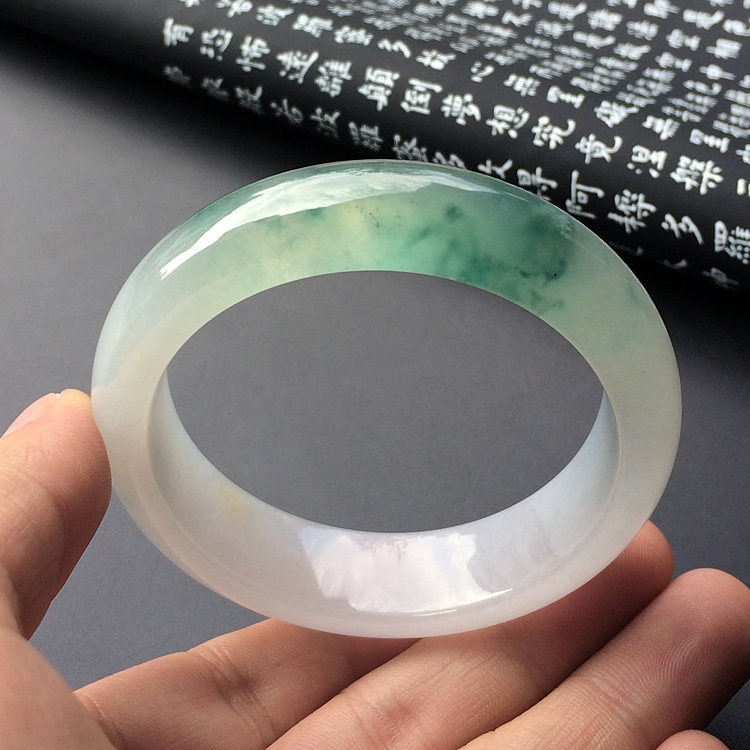 (超值推荐)冰种飘花手镯(54.5mm)